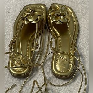 Fun beautiful I.N.C. sandals.